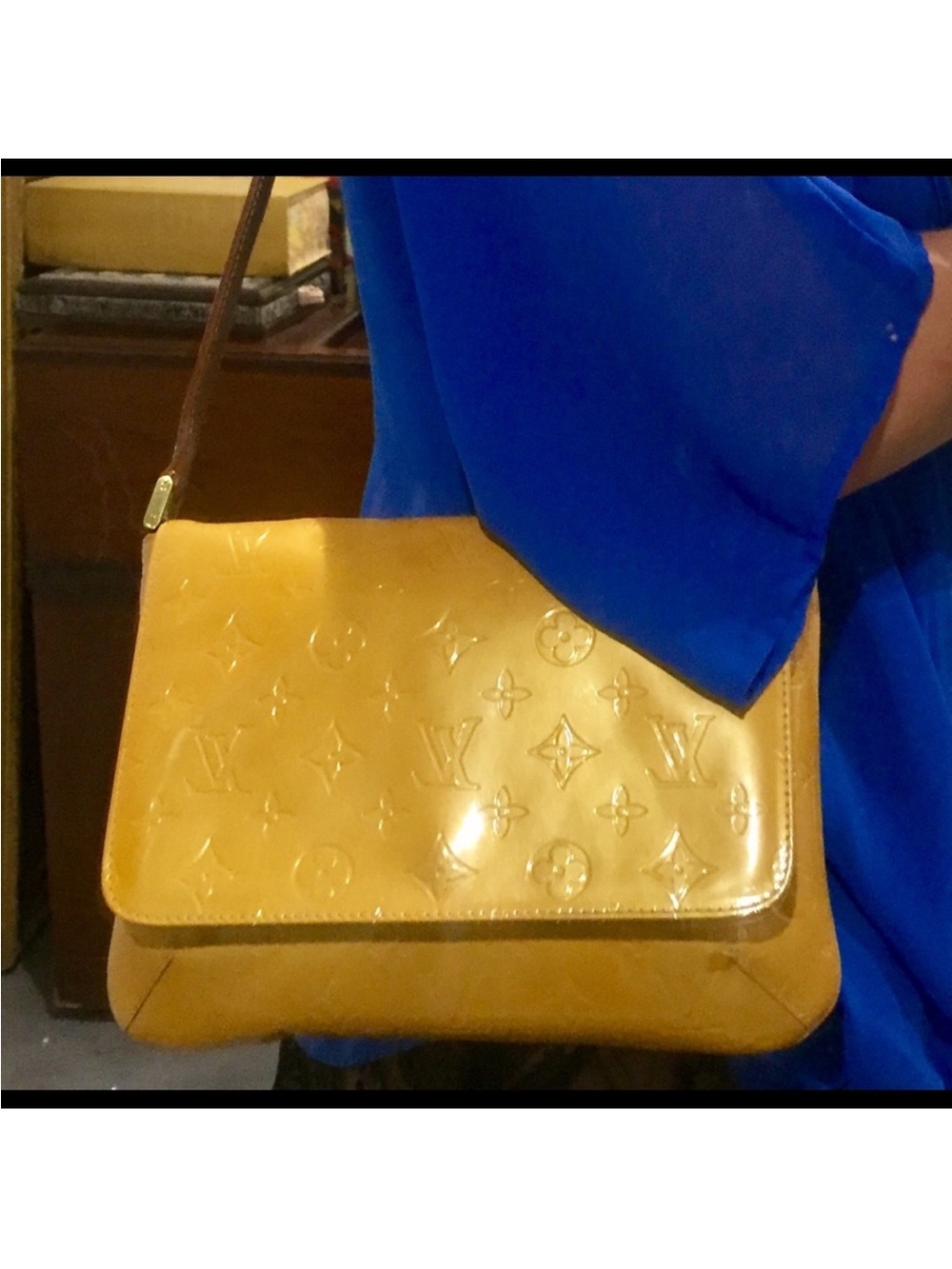 💛Authentic like new -Louis Vuitton💛 Thompson Street Vernis Shoulder Bag - Picture 3 of 17